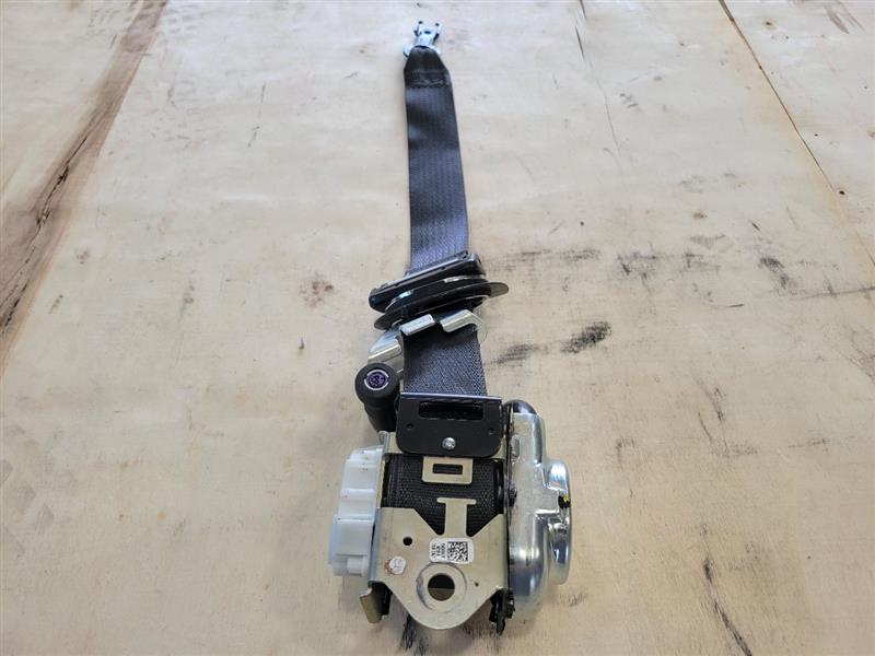2019 SIERRA150 LH DRIVER FRONT SEAT BELT RETRACTOR 25792 - image 8