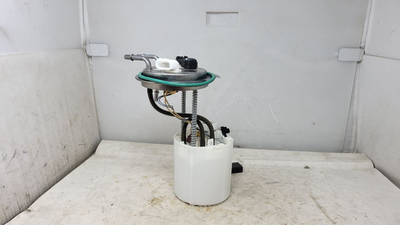 IN TANK FUEL PUMP 6.2L 48K MILES 25812 - image 11