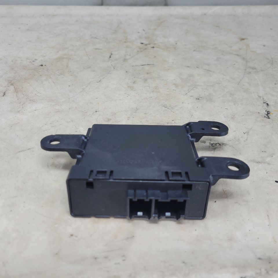 2011 CAMARO DRIVER PARK ASSIST MODULE 20925650 25843 - image 4
