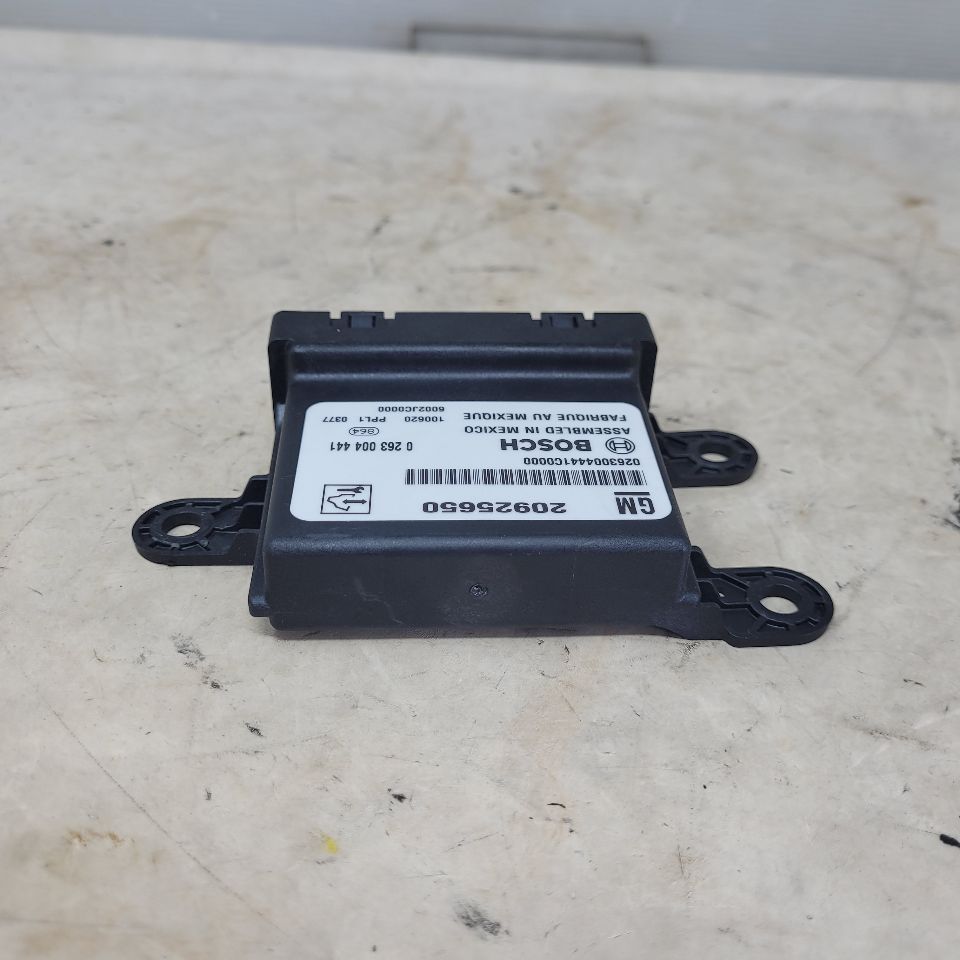2011 CAMARO DRIVER PARK ASSIST MODULE 20925650 25843 - image 8