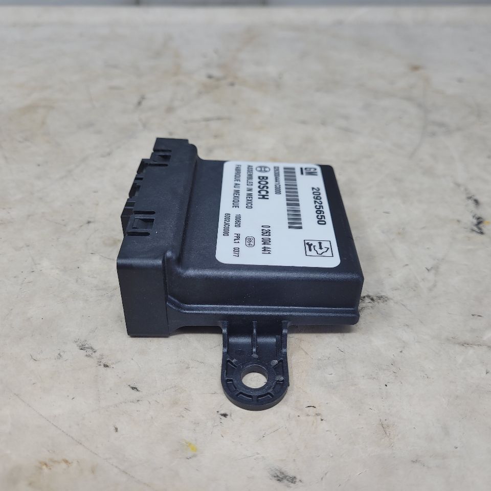 2011 CAMARO DRIVER PARK ASSIST MODULE 20925650 25843 - image 9