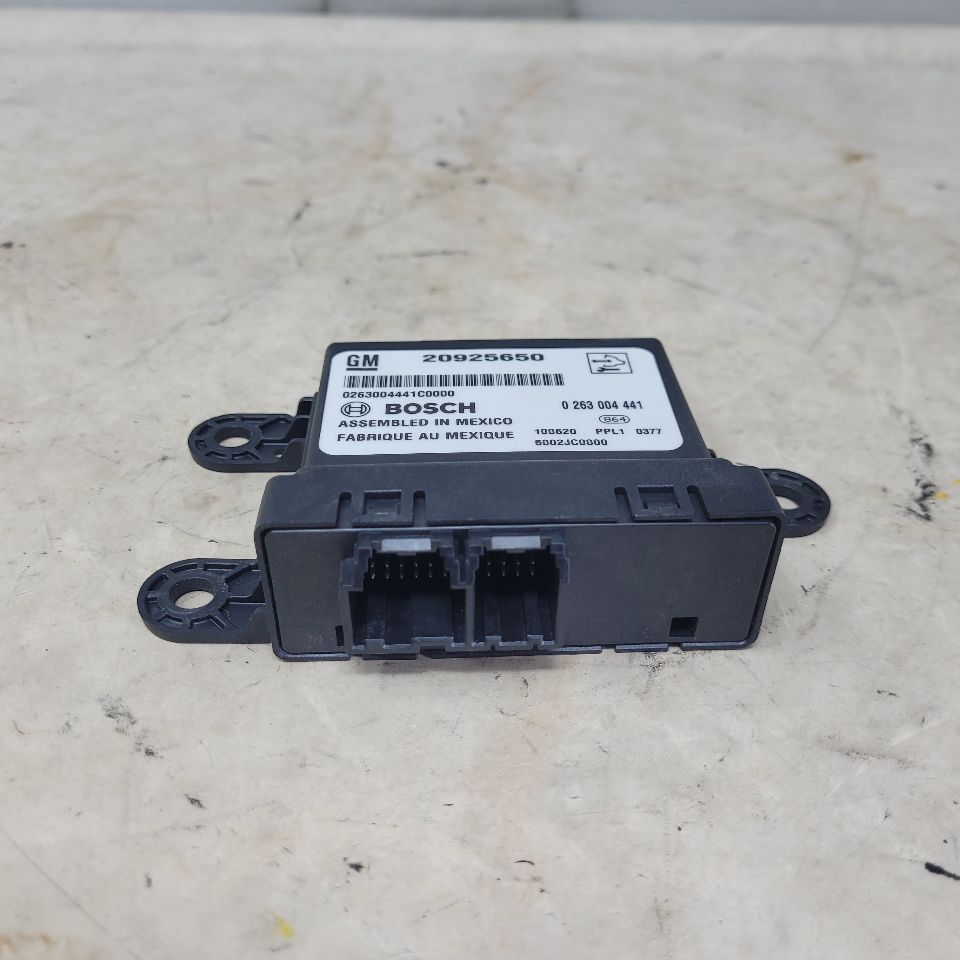 2011 CAMARO DRIVER PARK ASSIST MODULE 20925650 25843 - image 10