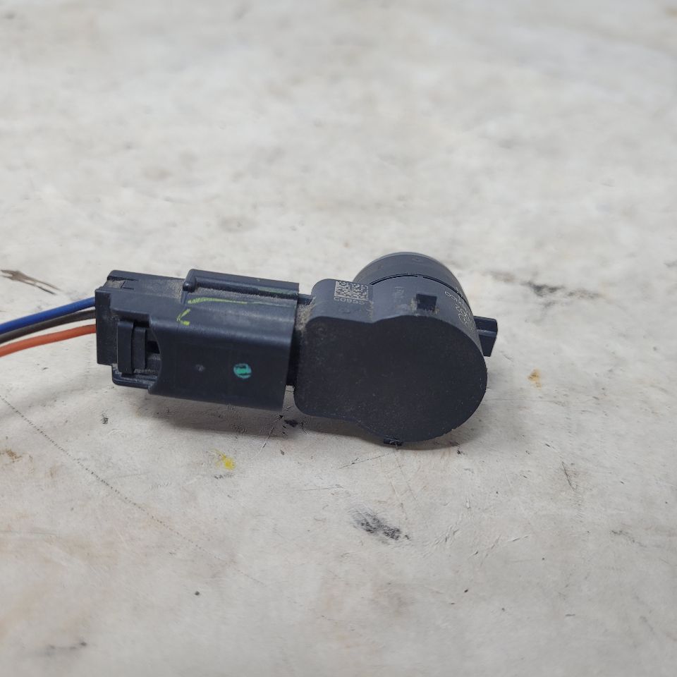 2011 CAMARO PARK SENSOR W/PIGTAIL IMPERIAL BLUE 25864 - image 1