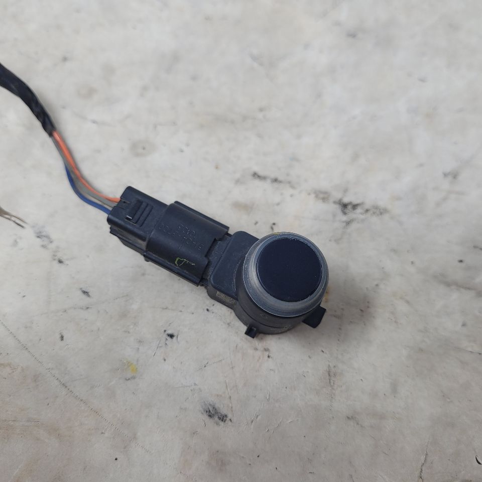 2011 CAMARO PARK SENSOR W/PIGTAIL IMPERIAL BLUE 25864 - image 2