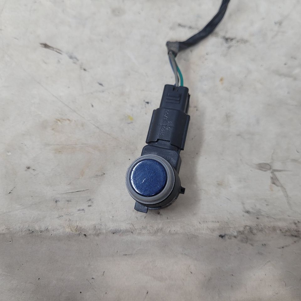 2011 CAMARO PARK SENSOR W/PIGTAIL IMPERIAL BLUE 25865 - image 2