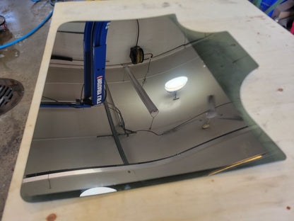 2017 SILVRDO15 RH PASSENGER REAR DOOR GLASS 25906 - image 12
