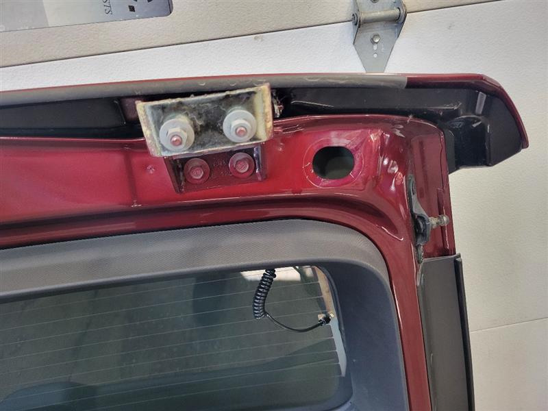 2016 ESCALADE LIFTGATE LIMITED EDITION RED 405Y 25926 - image 16
