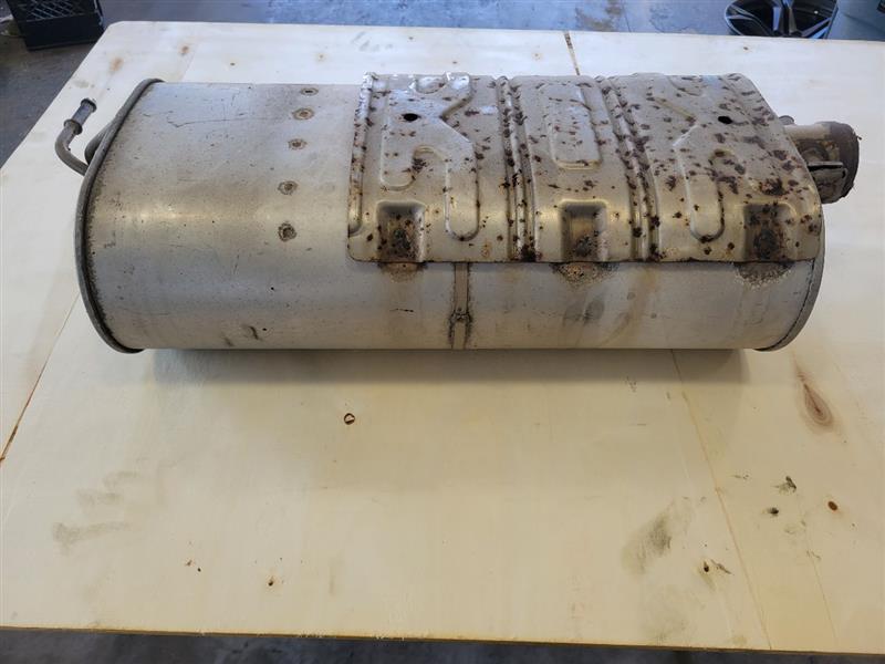 2016 ESCALADE OEM 6.2L EXHAUST MUFFLER & VALVE 59K 25937 - image 2