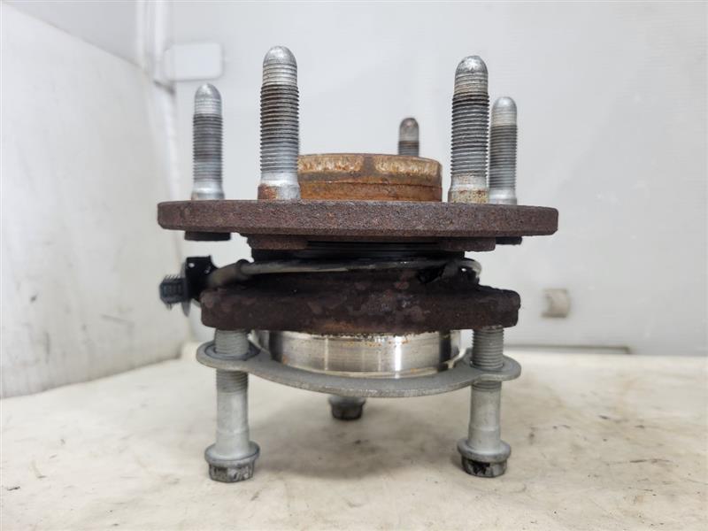 2016 ESCALADE OEM 4WD FRONT WHEEL HUB BEARING 59K 25939 - image 4