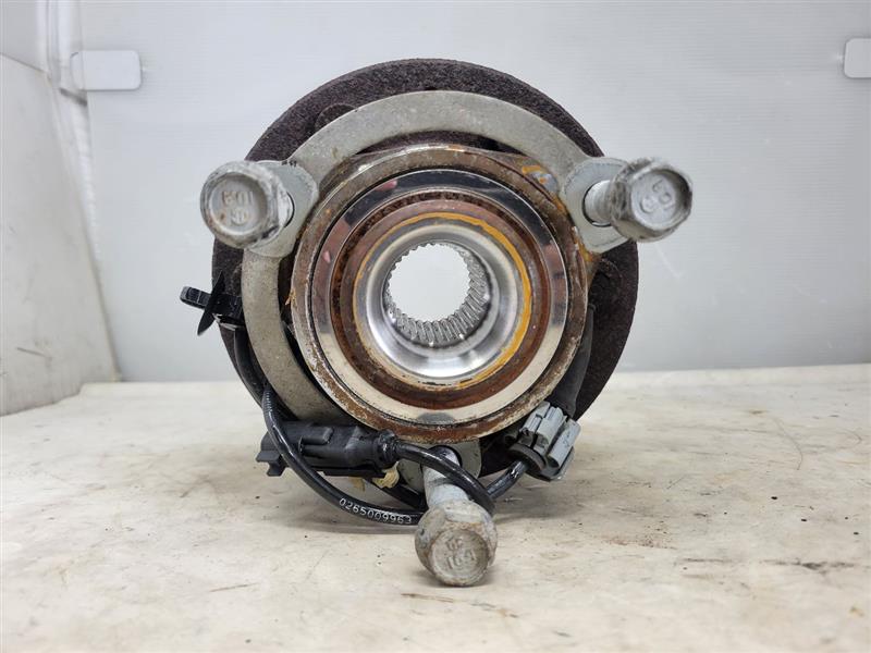 2016 ESCALADE OEM 4WD FRONT WHEEL HUB BEARING 59K 25939 - image 5