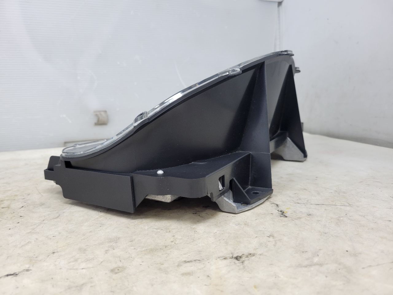 2016 ESCALADE SPEEDOMETER CLUSTER 59K 84054140 25973 - image 8