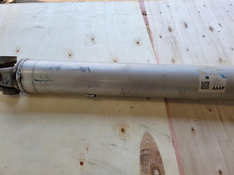 2016 ESCALADE DRIVE SHAFT REAR 4WD AA4P 23251188 25976 - image 4