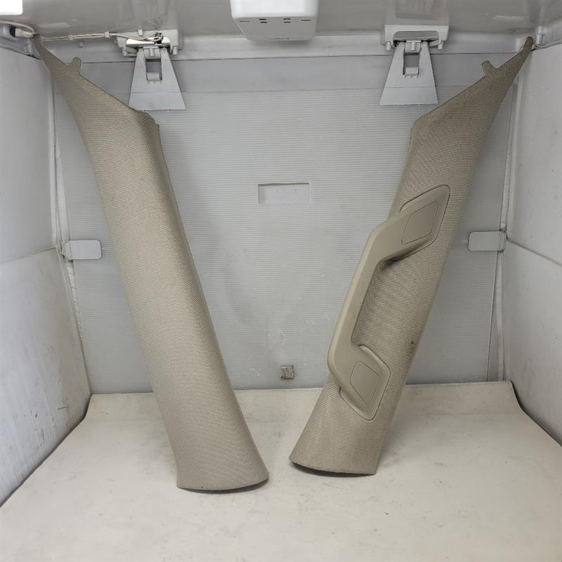 2016 ESCALADE A PILLARS TRIM PAIR LH RH 23447747 26018 - image 1