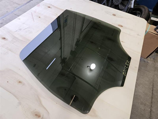 2012 ESCALADE PASSENGER REAR DOOR GLASS 15140726 26061 - image 2