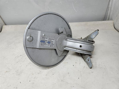 2012 ESCALADE GAS TANK FUEL FILLER DOOR SILVER 26088 - image 6