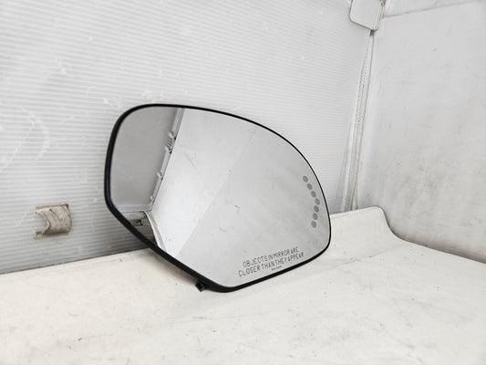 2012 ESCALADE OEM RH MIRROR GLASS ONLY 20778441 26090 - image 1
