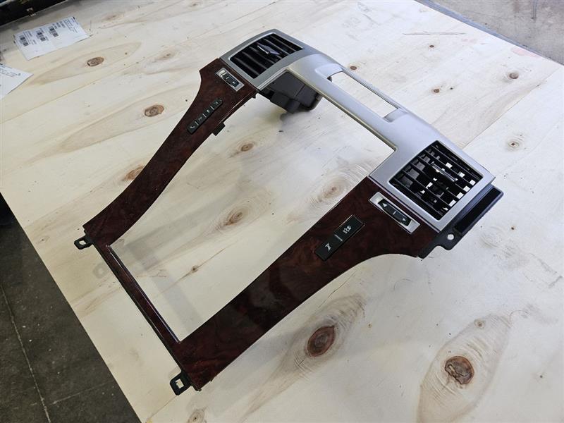 2012 ESCALADE RADIO TRIM DASH BEZEL RUBY WOOD 26102 - image 3