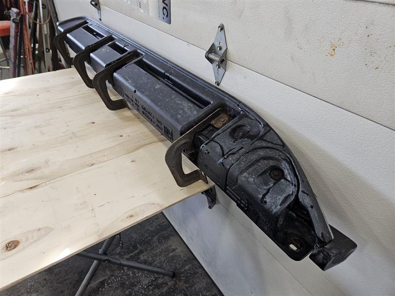 2012 ESCALADE PASSENGER STATIONARY RUNNING BOARD 26110 - image 13
