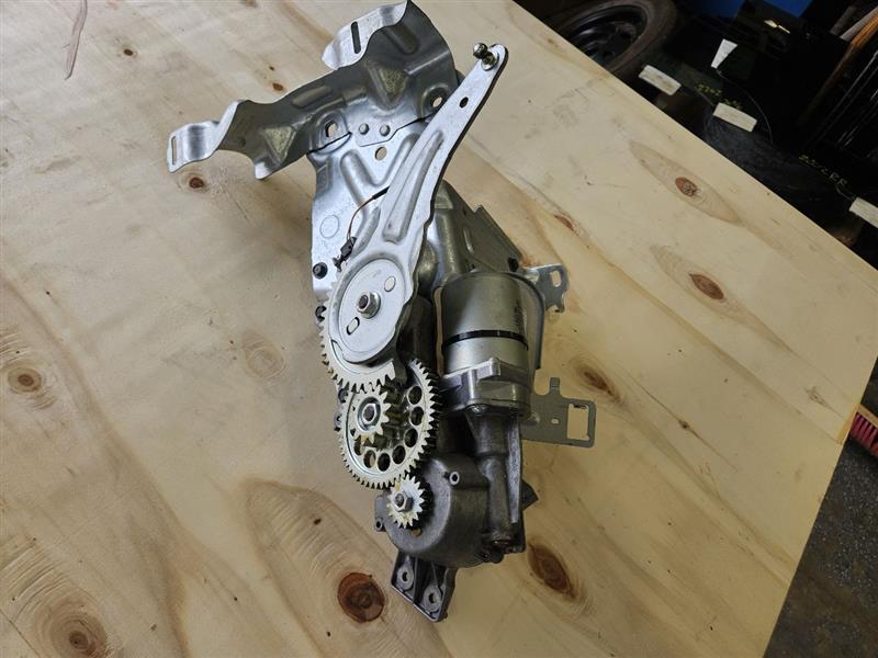 2012 ESCALADE POWER LIFTGATE MOTOR 26112 - image 8