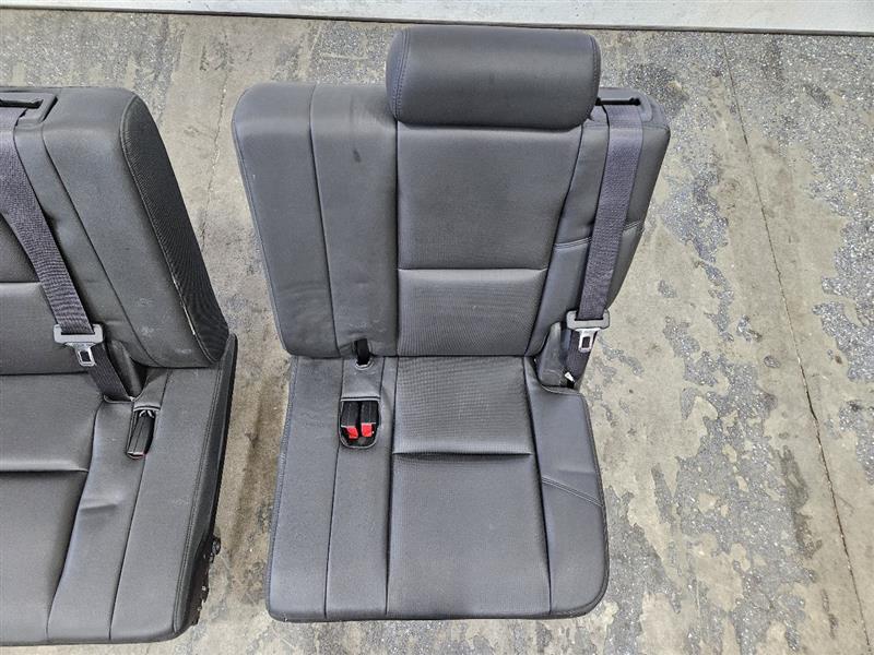 2012 ESCALADE THIRD ROW SEATS BLACK LEATHER 26122 - image 5