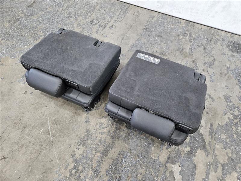 2012 ESCALADE THIRD ROW SEATS BLACK LEATHER 26122 - image 11