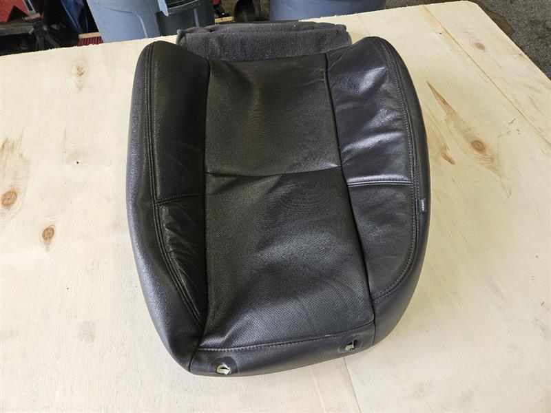 2012 ESCALADE RH PASSENGER UPPER SEAT BACK COVER 26153 - image 5