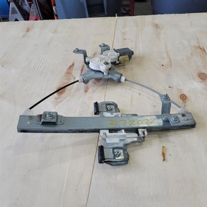 2012 ESCALADE LH DRIVER REAR WINDOW REGULATOR MOTR 26175 - image 1