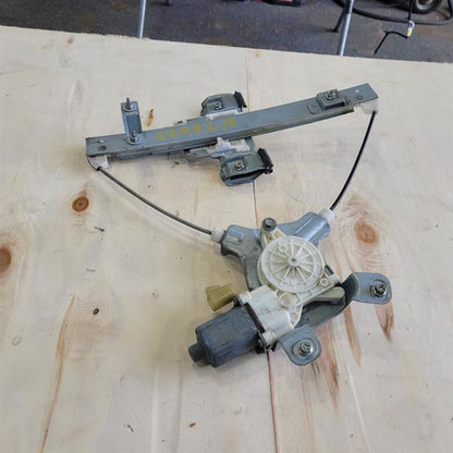 2012 ESCALADE LH DRIVER REAR WINDOW REGULATOR MOTR 26175 - image 2