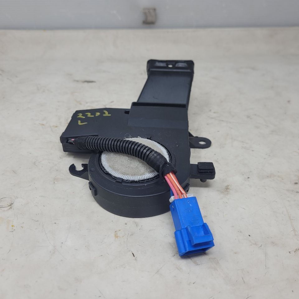 2012 ESCALADE LH BOTTOM SEAT BLOWER MOTOR 26206 - image 5