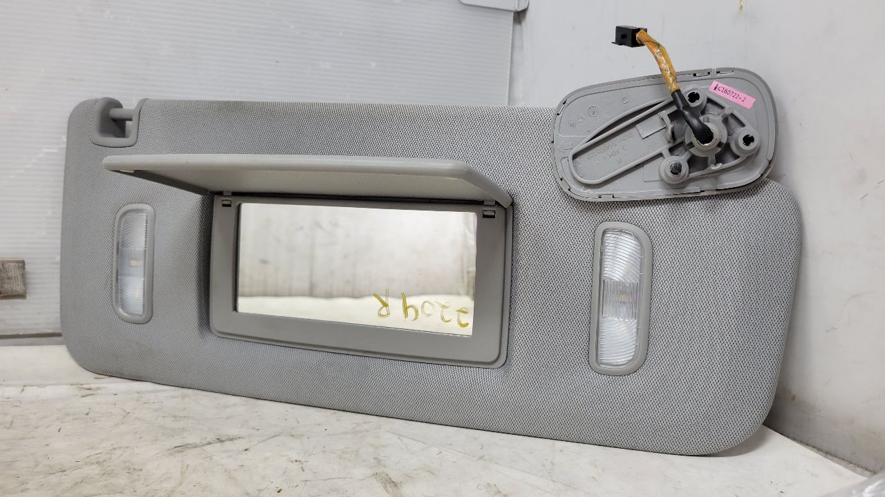 2017 SIERDEN15 PASSENGER SUNVISOR ASH GREY LIGHTED 26242 - image 1