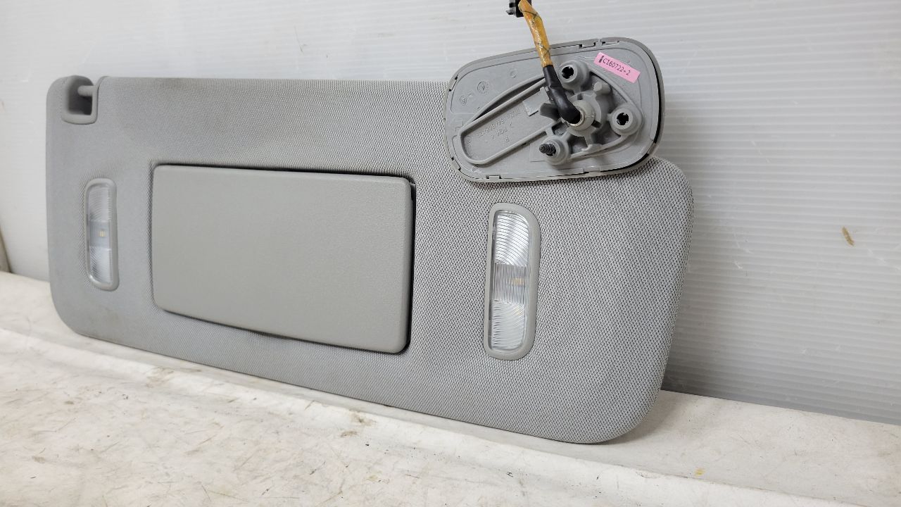 2017 SIERDEN15 PASSENGER SUNVISOR ASH GREY LIGHTED 26242 - image 4