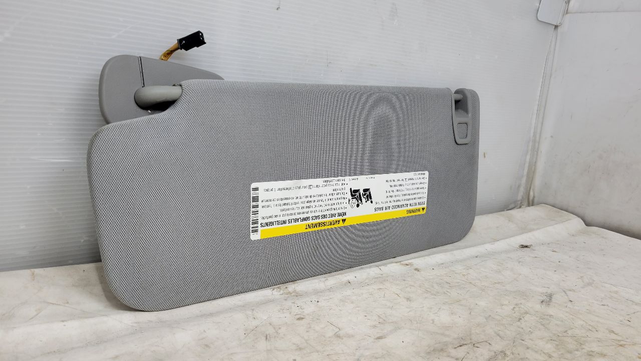 2017 SIERDEN15 PASSENGER SUNVISOR ASH GREY LIGHTED 26242 - image 9