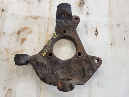 2012 ESCALADE RH PASSENGER FRONT SPINDLE 26287 - image 1
