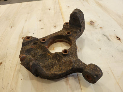 2012 ESCALADE LH DRIVER FRONT SPINDLE 26288 - image 3