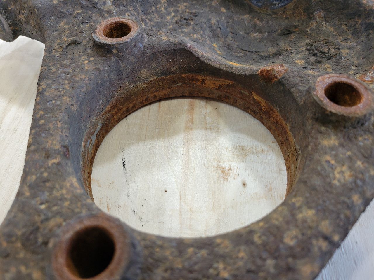 2012 ESCALADE LH DRIVER FRONT SPINDLE 26288 - image 7