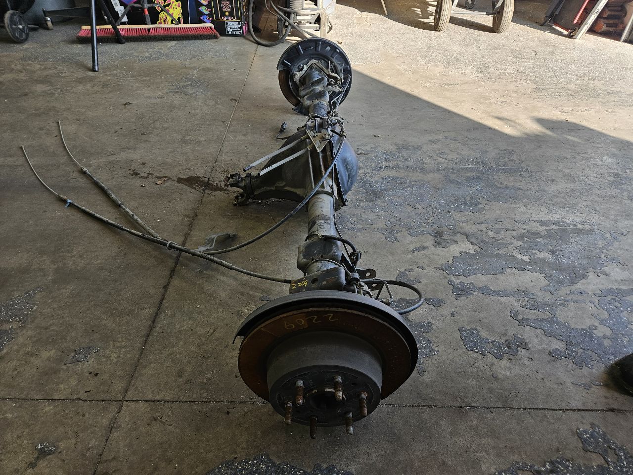 2017 SIERDEN15 REAR AXLE 9.75" GU5 3.23 G80 138K 26298 - image 4