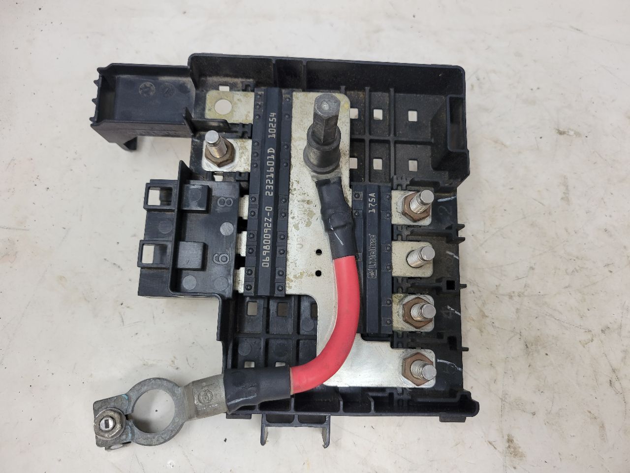 2017 SIERDEN15 BATTERY FUSE JUNCTION BLOCK 84043745 26302 - image 2