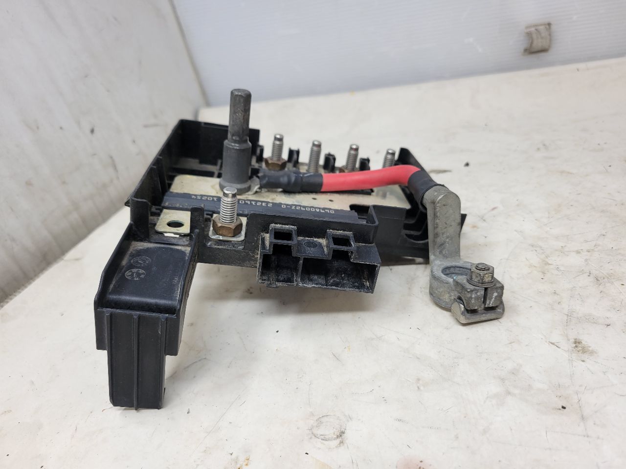 2017 SIERDEN15 BATTERY FUSE JUNCTION BLOCK 84043745 26302 - image 5