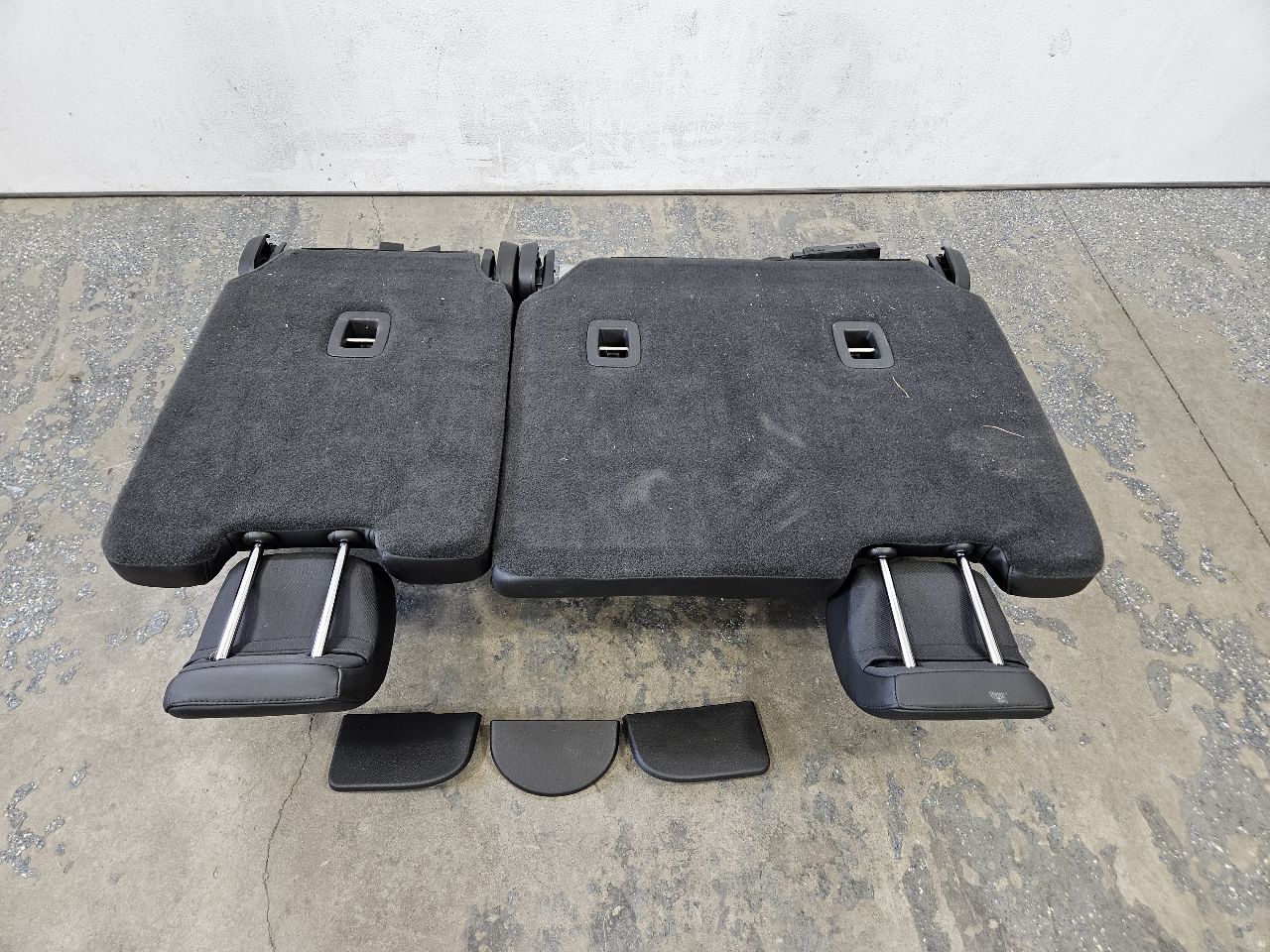 2016 ESCALADE THIRD ROW SEATS BLACK POWER FOLDING 26357 - image 11