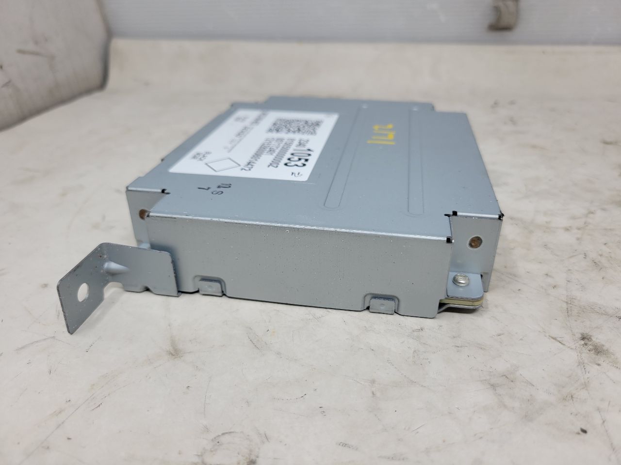 2016 ESCALADE 360 SURROUND VIEW MODULE 23401053 26376 - image 3