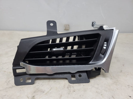 2016 ESCALADE RH PASSENGER OUTER VENT 22946836 26408 - image 1
