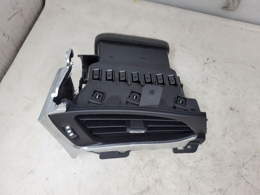 2016 ESCALADE LH DRIVER OUTER DASH VENT 22946837 26415 - image 2