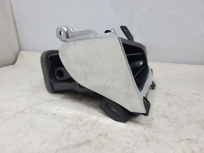 2016 ESCALADE LH DRIVER OUTER DASH VENT 22946837 26415 - image 3