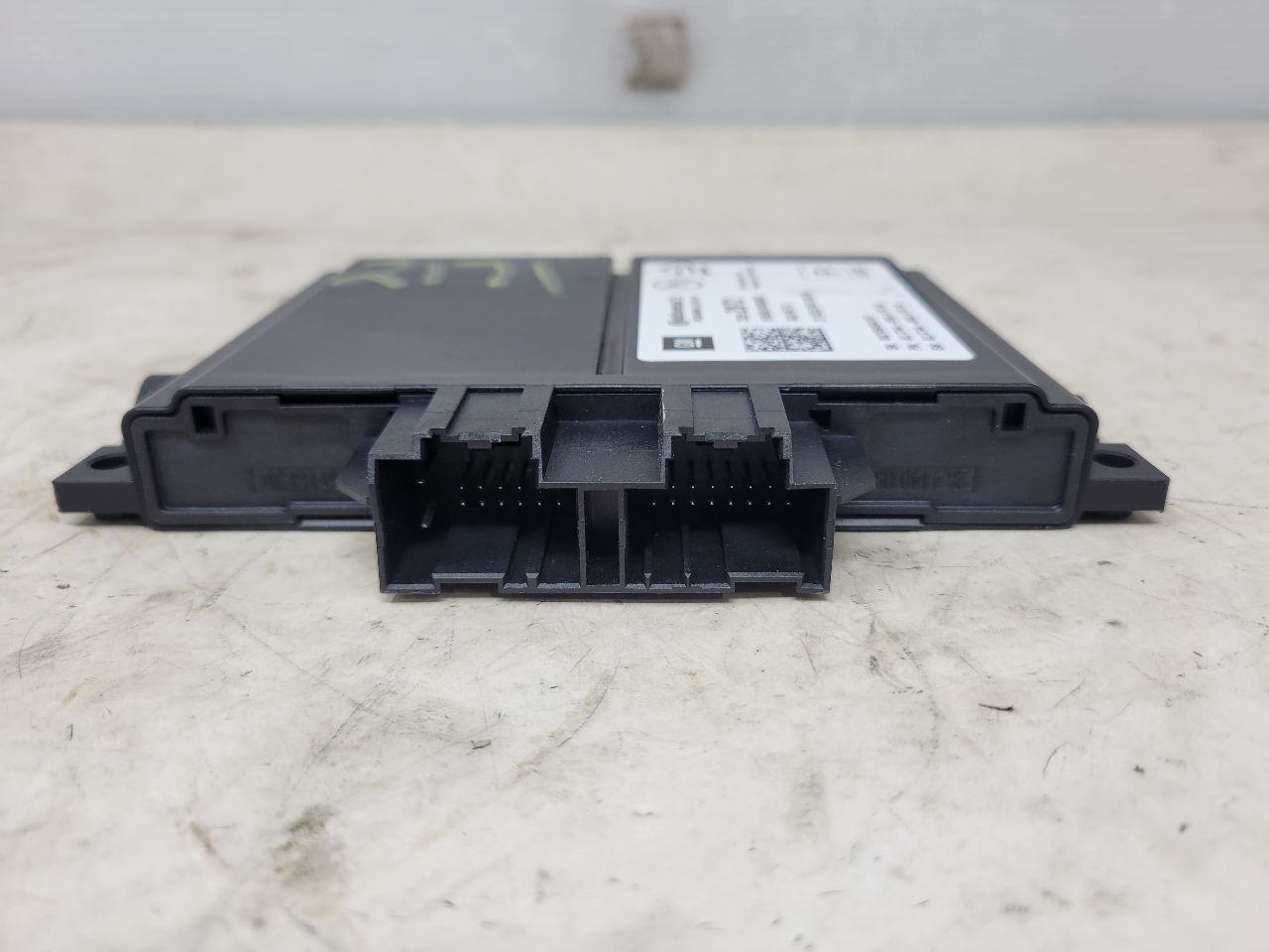 2016 ESCALADE DRIVER PRE COLLISION MODULE 23292872 26420 - image 5
