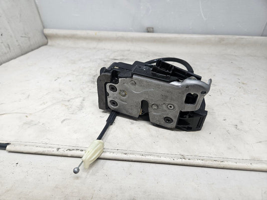 2016 ESCALADE FRONT RH DOOR LATCH LOCK ACTUATOR 26510 - image 2