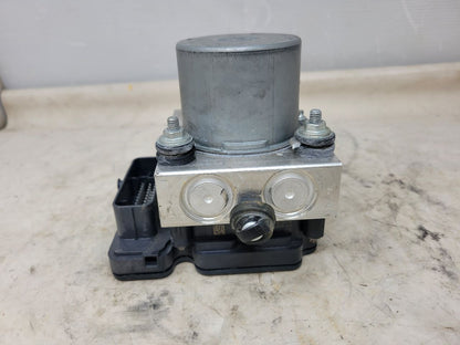 2018 CAMARO ABS BRAKE PUMP & MODULE 84244636 26516 - image 3