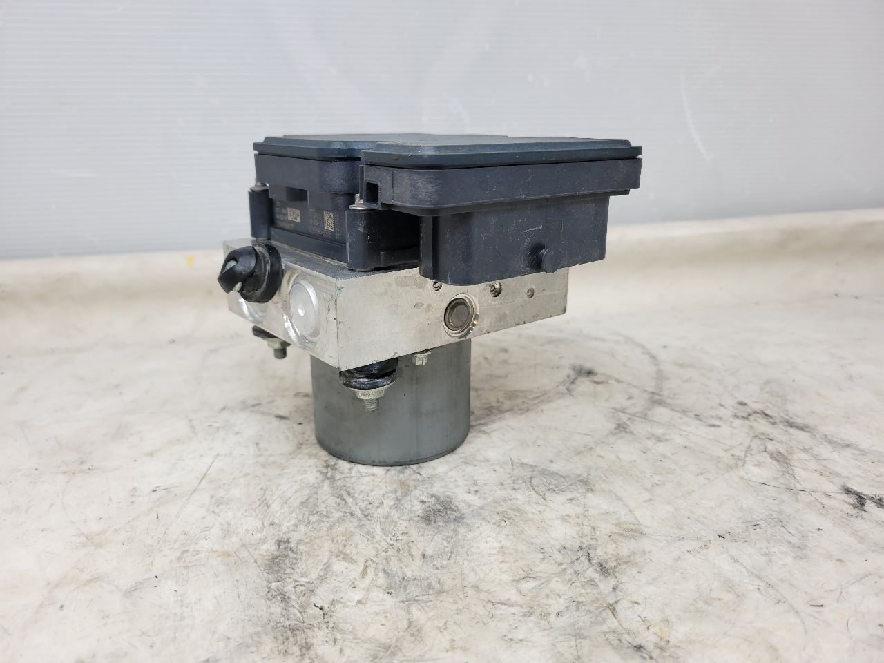 2018 CAMARO ABS BRAKE PUMP & MODULE 84244636 26516 - image 8