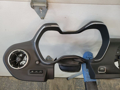 2018 CAMARO CLUSTER DASH BEZEL TRIM W/START BUTT 26555 - image 2