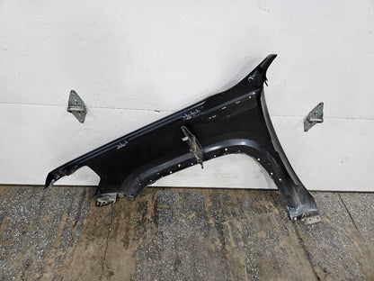 2021 SIERRA150 RH FENDER DARK SHADOW MET 6D1 3D.05 26630 - image 16