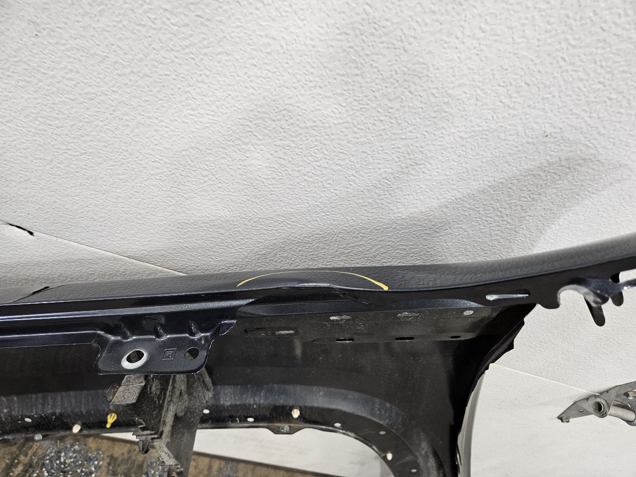 2021 SIERRA150 RH FENDER DARK SHADOW MET 6D1 3D.05 26630 - image 18